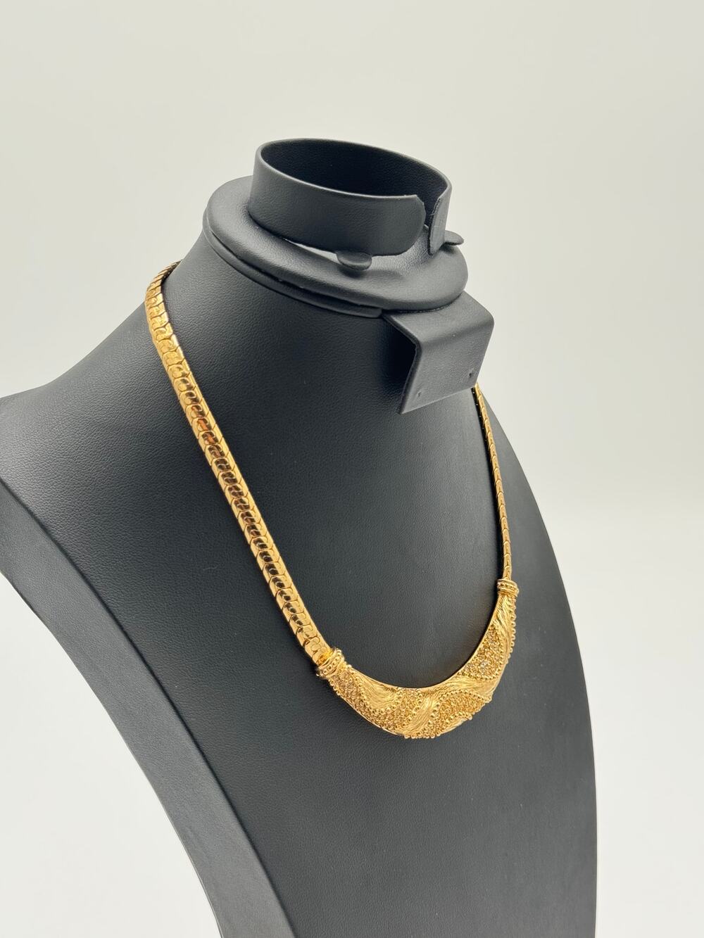 Vintage Christian Dior Gold Tone Textured Crescent Bib Collar Necklace Signed